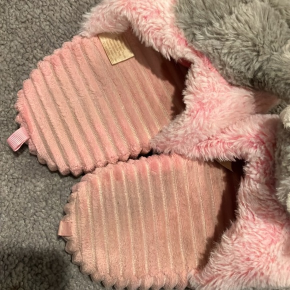 Wonder Nation Kitten Slippers - Picture 4 of 7